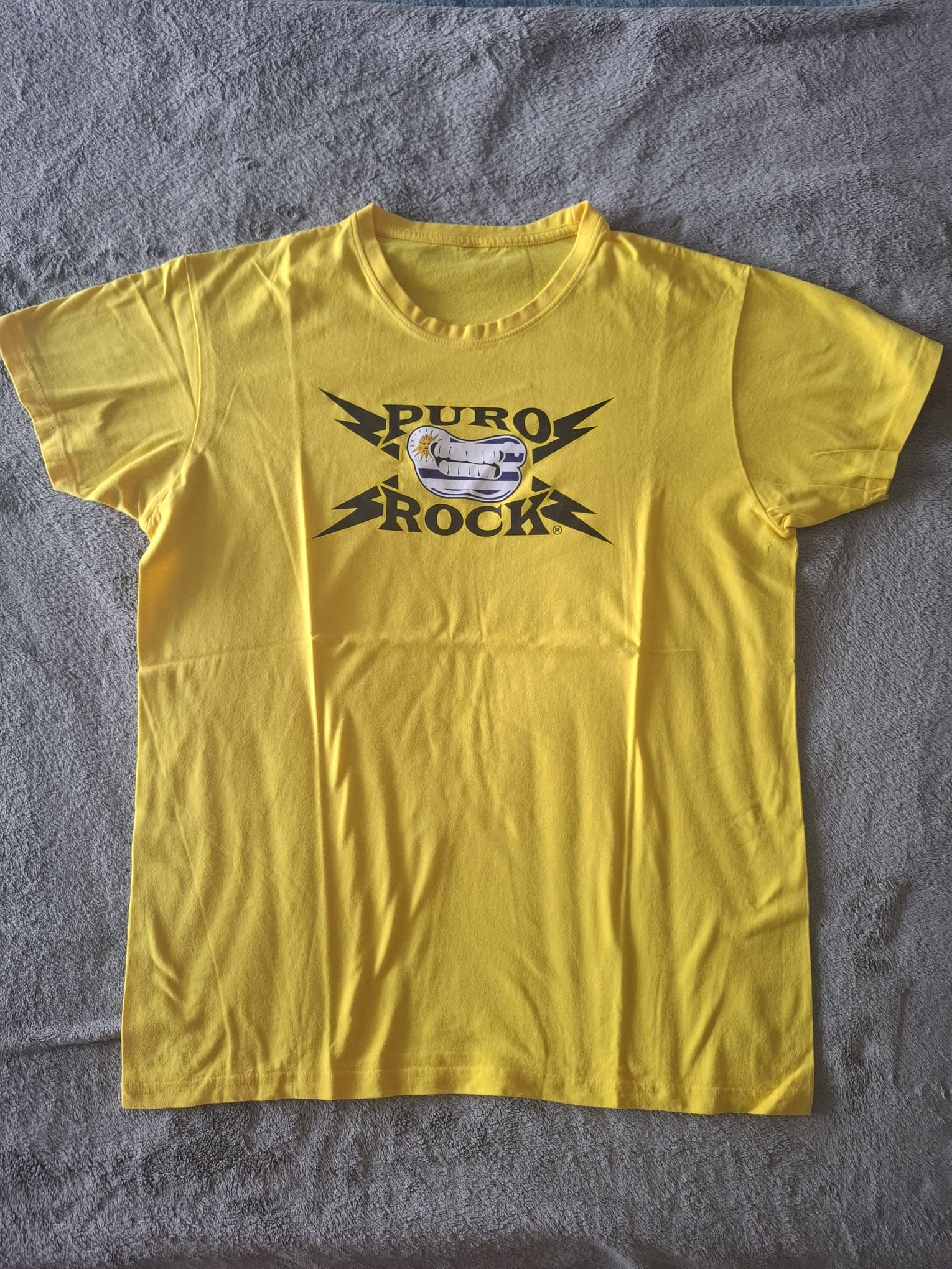 Merchandizing Puro Rock 14